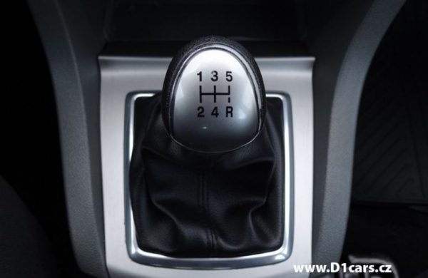 Ford Focus 1.6 16V 1.MAJITEL, SERVISNÍ KNÍŽKA, nabídka A24/16