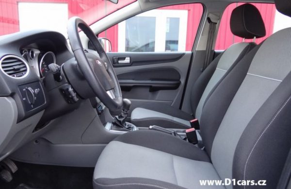 Ford Focus 1.6 16V 1.MAJITEL, SERVISNÍ KNÍŽKA, nabídka A24/16