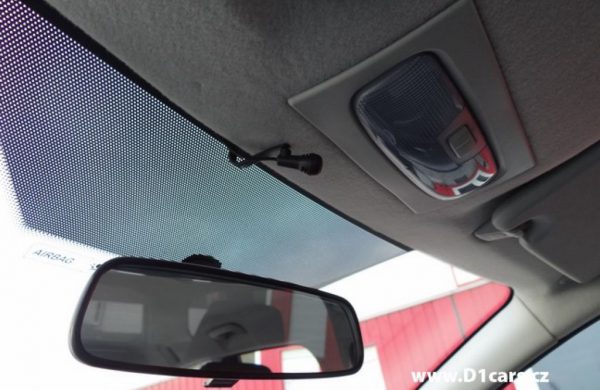 Ford Focus 1.6 16V 1.MAJITEL, SERVISNÍ KNÍŽKA, nabídka A24/16