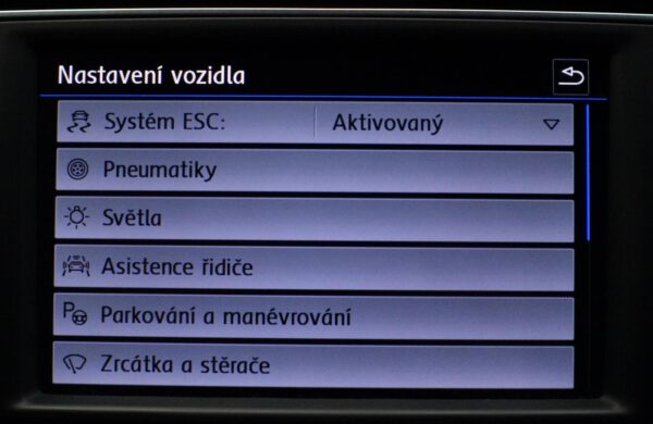 Volkswagen Touran 2.0 TDI SOUND LED světla, ACC Temp., nabídka A24/22