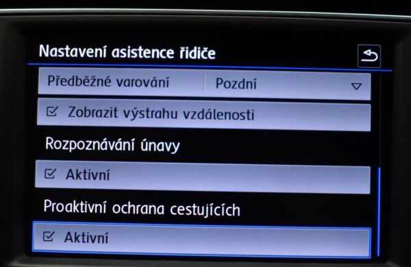 Volkswagen Touran 2.0 TDI SOUND LED světla, ACC Temp., nabídka A24/22