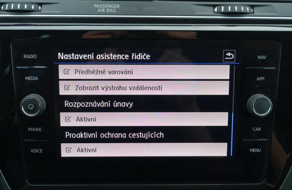 Volkswagen Touran 2.0 TDi DSG 7 MÍST XENONY NOVÉ PNEU, nabídka A252/21