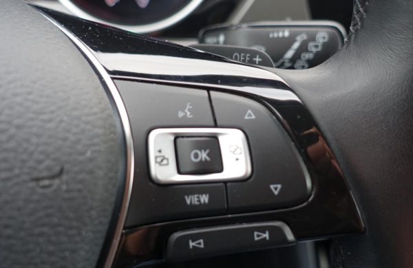 Volkswagen Touran 2.0 TDi DSG 7 MÍST XENONY NOVÉ PNEU, nabídka A252/21