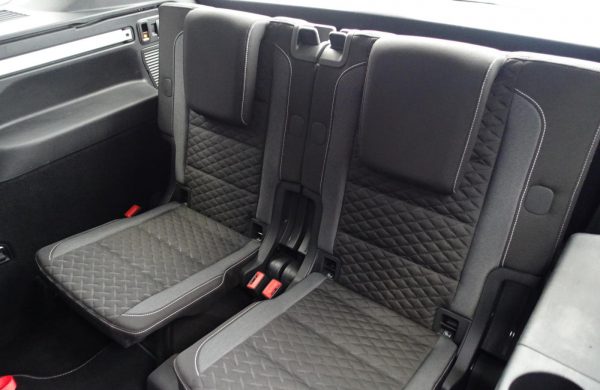 Volkswagen Touran 2.0 TDi DSG 7 MÍST XENONY NOVÉ PNEU, nabídka A252/21