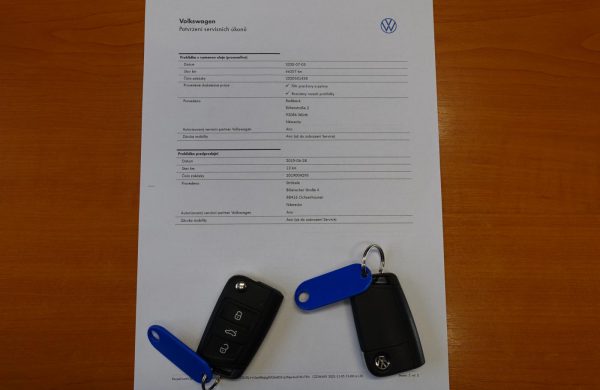 Volkswagen Touran 2.0 TDi DSG 7 MÍST XENONY NOVÉ PNEU, nabídka A252/21