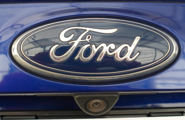 Ford Kuga 2.0 TDCi Titanium NAVI, NEZ.TOPENÍ, nabídka A254/20