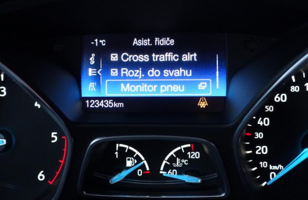 Ford Focus 2.0 TDCi Titanium Bi-XENONY, NAVI, nabídka A258/19