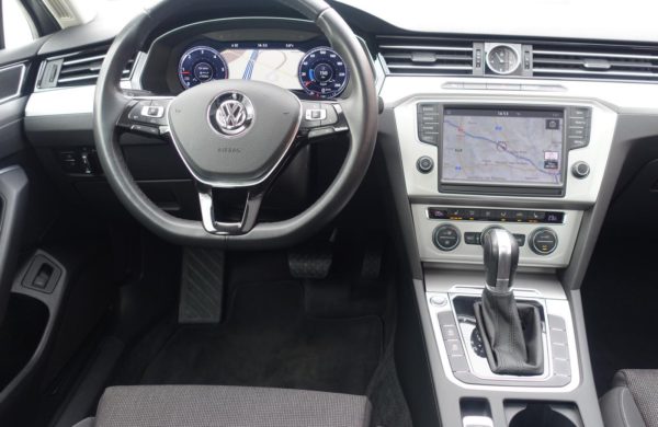 Volkswagen Passat 2.0TDi DSG, ACC,ACTIVE INFO DISPLAY, nabídka A25/20