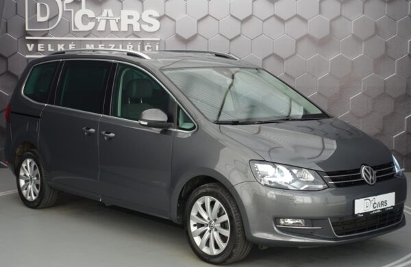 Volkswagen Sharan 2.0TDi Highline DSG 7 MÍST BiXENONY, nabídka A260/21