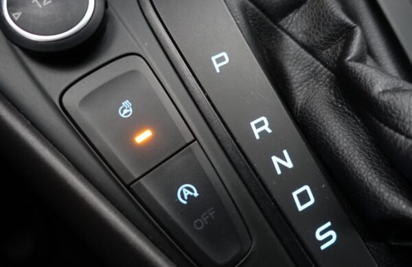 Ford Focus 2.0 TDCi Bi-Xenony Zimní Paket, nabídka A261/21