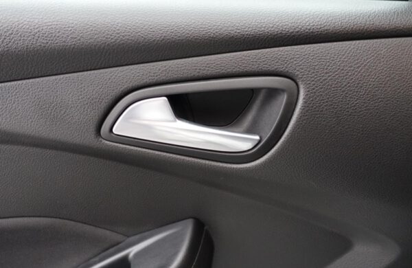 Ford Focus 2.0 TDCi Bi-Xenony Zimní Paket, nabídka A261/21