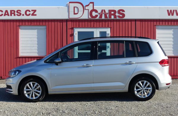 Volkswagen Touran 2.0 TDi DSG CZ NAVI, VYHŘ. SEDADLA, nabídka A27/20