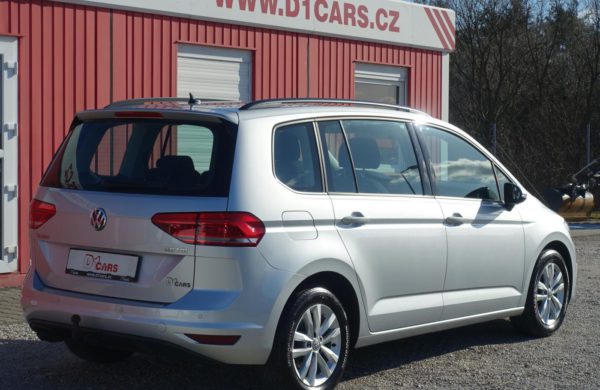 Volkswagen Touran 2.0 TDi DSG CZ NAVI, VYHŘ. SEDADLA, nabídka A27/20