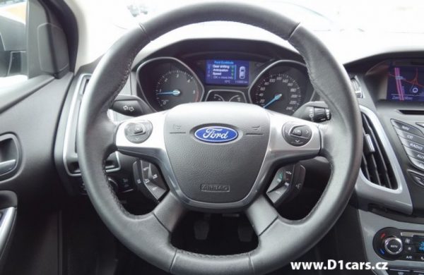 Ford Focus III 2.0 TDCi Titanium ZIMNÍ PAKET, nabídka A28/15