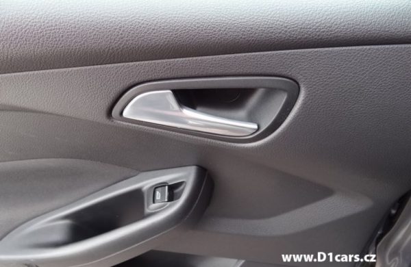 Ford Focus III 2.0 TDCi Titanium ZIMNÍ PAKET, nabídka A28/15
