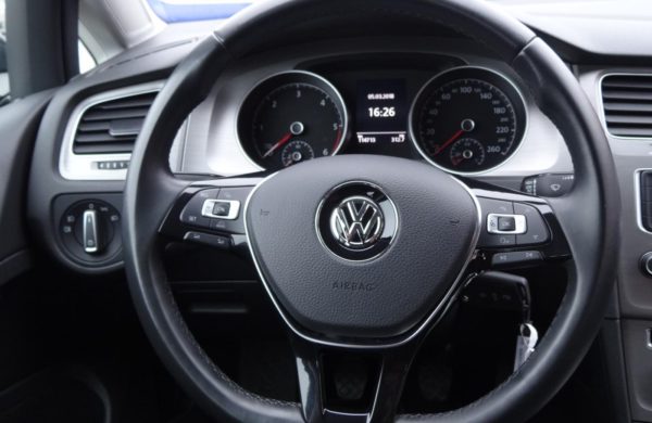 Volkswagen Golf 2.0 TDi Comfortline VYHŘ. SEDADLA, nabídka A30/18