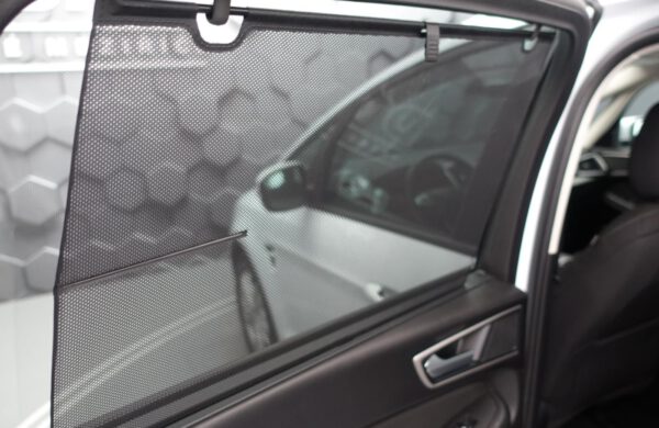 Ford S-MAX 2.0 TDCi Business, LEDsvětla, SYNC3, nabídka A33/21