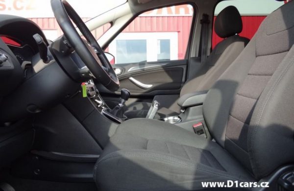 Ford S-MAX 2.0 TDCi Titanium 120 kW, FACELIFT, nabídka A35/15