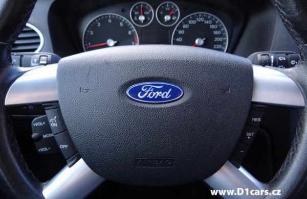 Ford Focus 1.6i 16V STYLE, TEMPOMAT, nabídka A38/17