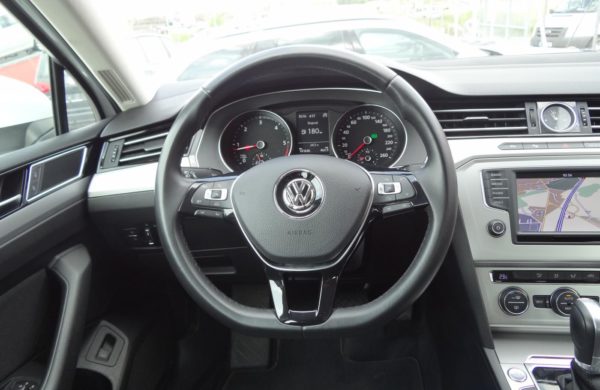 Volkswagen Passat 2.0 TDi DSG LED SVĚTLOMETY,NAVIGACE, nabídka A39/18