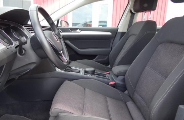 Volkswagen Passat 2.0 TDi DSG LED SVĚTLOMETY,NAVIGACE, nabídka A39/18