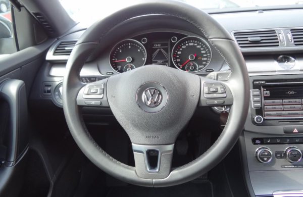 Volkswagen Passat 2.0 TDi BI-XENONY, PARK. KAMERA, nabídka A43/18