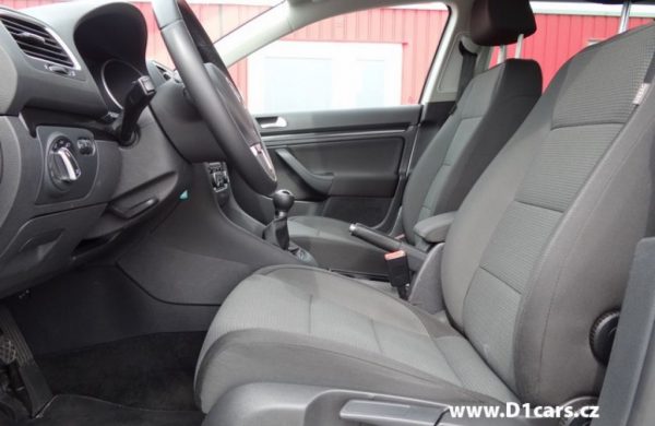 Volkswagen Golf 2.0 TDI Comfortline  VYHŘ. SEDADLA, nabídka A44/15