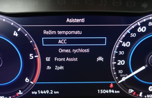 Volkswagen Passat 2.0 TDi Highline INFO ACTIVE, nabídka A46/22