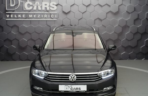 Volkswagen Passat 2.0 TDi Highline INFO ACTIVE, nabídka A46/22