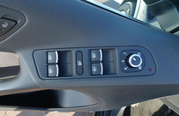 Volkswagen Tiguan 2.0 TDi DSG 4×4 CUP Sport BI-XENONY, nabídka A4/19