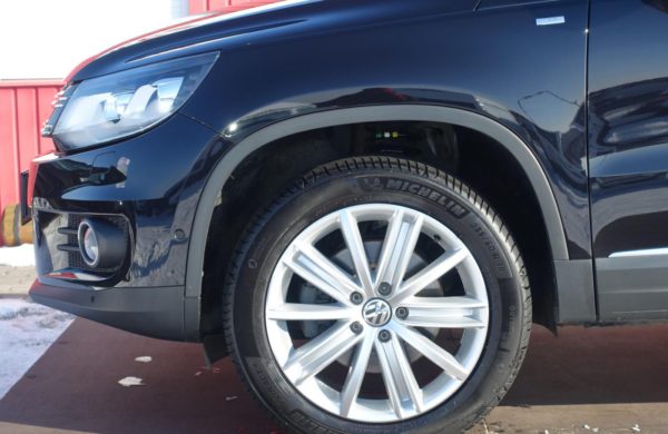 Volkswagen Tiguan 2.0 TDi DSG 4×4 CUP Sport BI-XENONY, nabídka A4/19