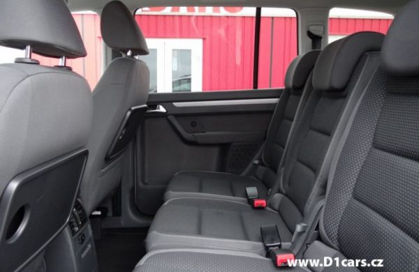 Volkswagen Touran 2.0 TDi CR Comfortline VYHŘ.SEDADLA, nabídka A50/15