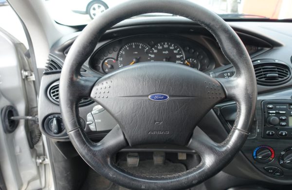 Ford Focus 1.6 16V GHIA, nabídka A51/20