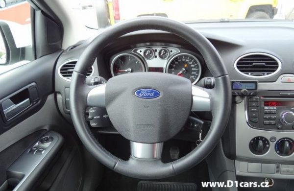 Ford Focus 1.6 TDCi 1. MAJITEL, ČR, SERVISNÍ KNÍŽKA, nabídka A52/14