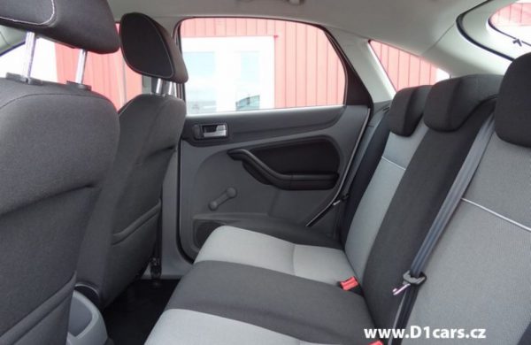 Ford Focus 1.6 TDCi 1. MAJITEL, ČR, SERVISNÍ KNÍŽKA, nabídka A52/14