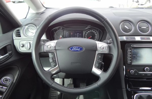 Ford S-MAX 2.0TDCi Titanium XENONY,KAMERA,NAVI, nabídka A53/18