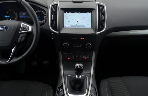 Ford S-MAX 2.0 TDCi Business ZIMNÍ PAKET,SYNC3, nabídka A56/21