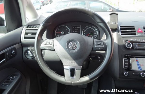 Volkswagen Touran 2.0 TDi DSG NAVIGACE COMFORTLINE, nabídka A58/16