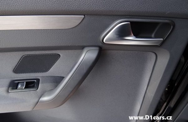 Volkswagen Touran 2.0 TDi DSG NAVIGACE COMFORTLINE, nabídka A58/16