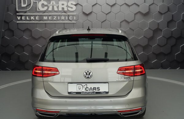 Volkswagen Passat 2.0 TDi Highline R-LINE, Bi-Xenony, nabídka A5/21