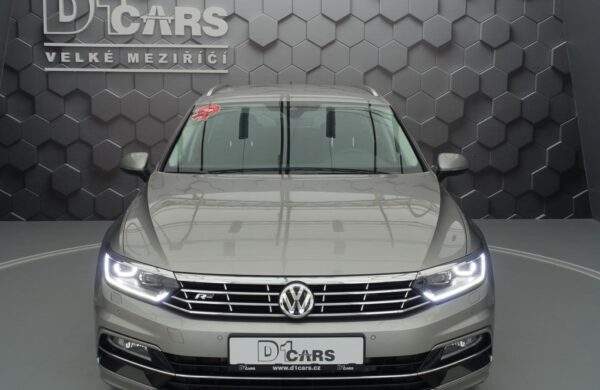 Volkswagen Passat 2.0 TDi Highline R-LINE, Bi-Xenony, nabídka A5/21