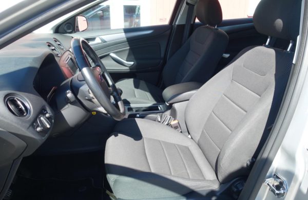 Ford Mondeo 2.0 TDCi Titanium NAVI, ZIMNÍ PAKET, nabídka A60/20