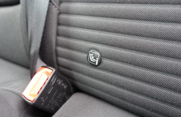 Ford Focus 2.0 TDCi Titanium ZIMNÍ PAKET, SYNC, nabídka A61/21