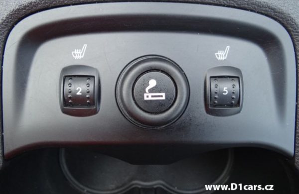 Ford Focus 1.6 TDCi 85kW NAVIGACE, DIGI KLIMA, nabídka A63/15