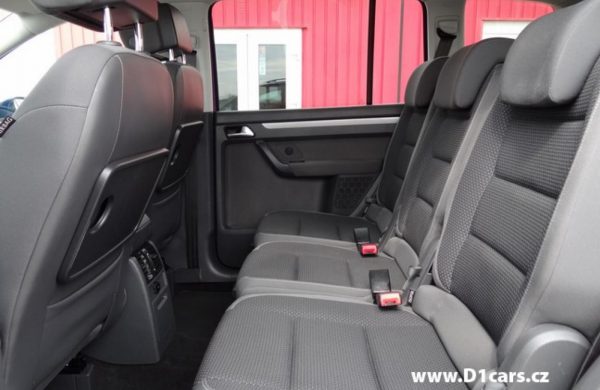 Volkswagen Touran 2.0 TDi 7 MÍST Comfortline NAVIGACE, nabídka A64/17