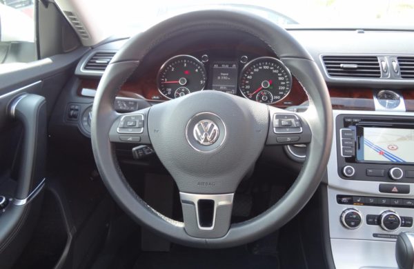 Volkswagen Passat 2.0 TDi 130 kW DSG NAVIGACE, KŮŽE, nabídka A65/18