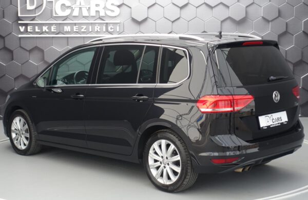 Volkswagen Touran 2.0 TDi Highline 7 MÍST, nabídka A66/20