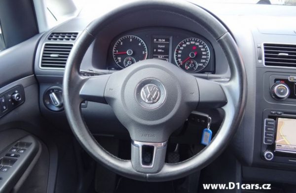 Volkswagen Touran 1.6TDi Comfortline NAVI, PARKOVACÍ KAMERA, nabídka A69/15