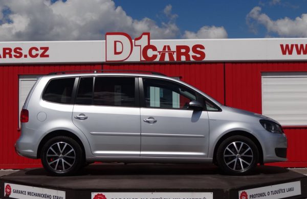 Volkswagen Touran 1.6TDi Comfortline NAVI, PARKOVACÍ KAMERA, nabídka A69/15