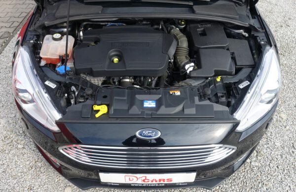 Ford Focus 2.0TDCi Titanium Bi-xenon Hatchback, nabídka A70/20